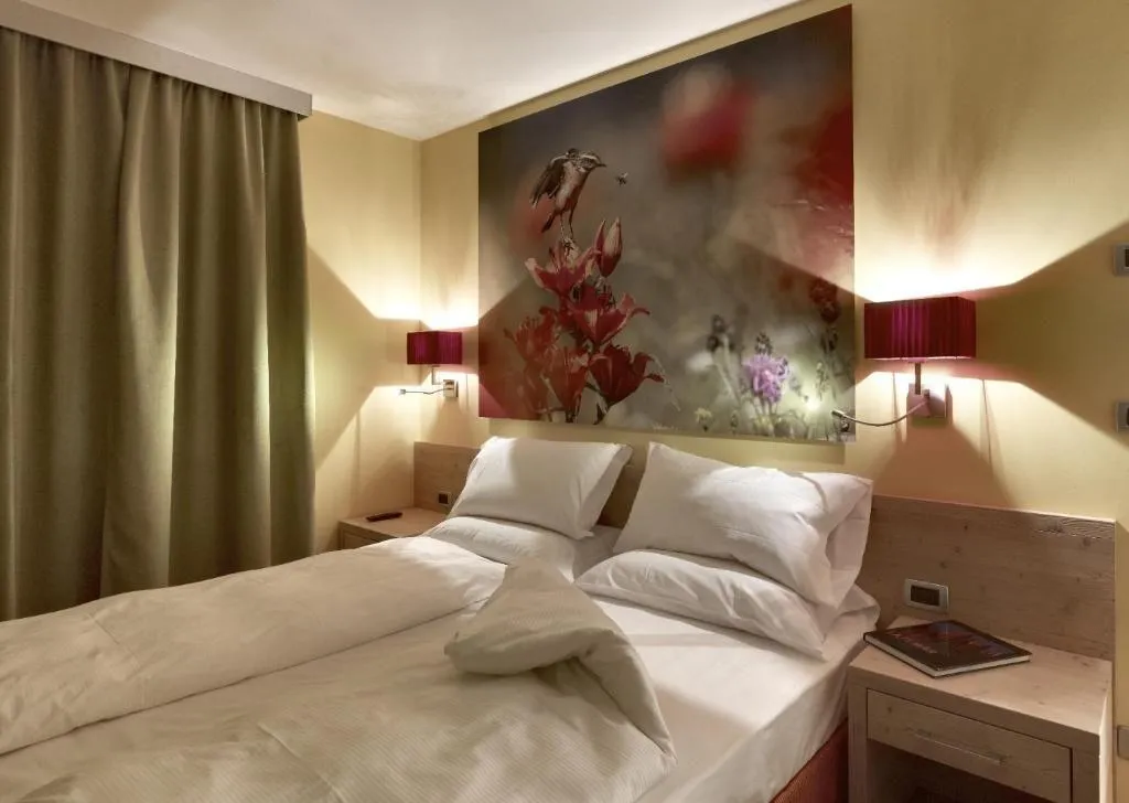 Residence Color Home Suite Apartments