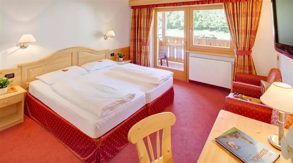 5denní zájezd s dopravou a polopenzí v ceně – hotel Antermoia