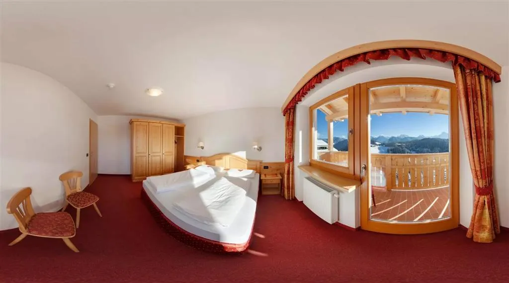 5denní zájezd s dopravou a polopenzí v ceně – hotel Antermoia