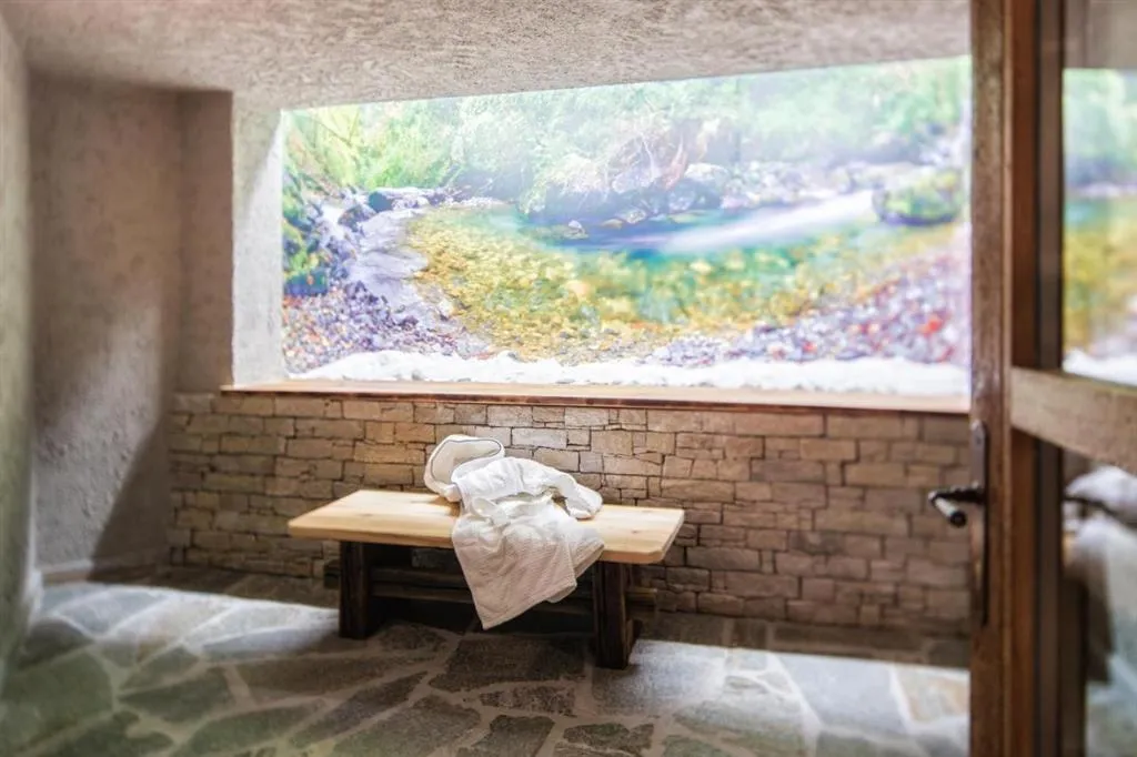 5denní zájezd s dopravou a polopenzí v ceně – hotel Antermoia