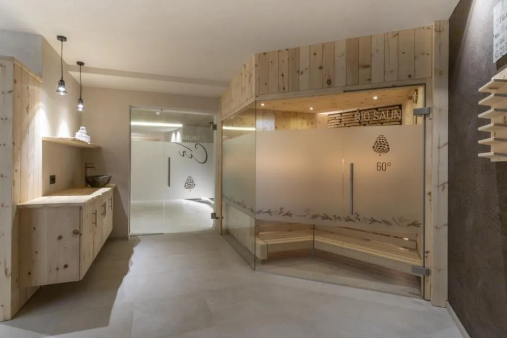 5denní zájezd s dopravou a polopenzí v ceně – hotel Putia