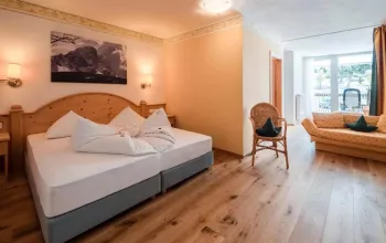 5denní zájezd s dopravou a polopenzí v ceně – hotel Putia