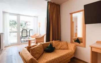 5denní zájezd s dopravou a polopenzí v ceně – hotel Putia