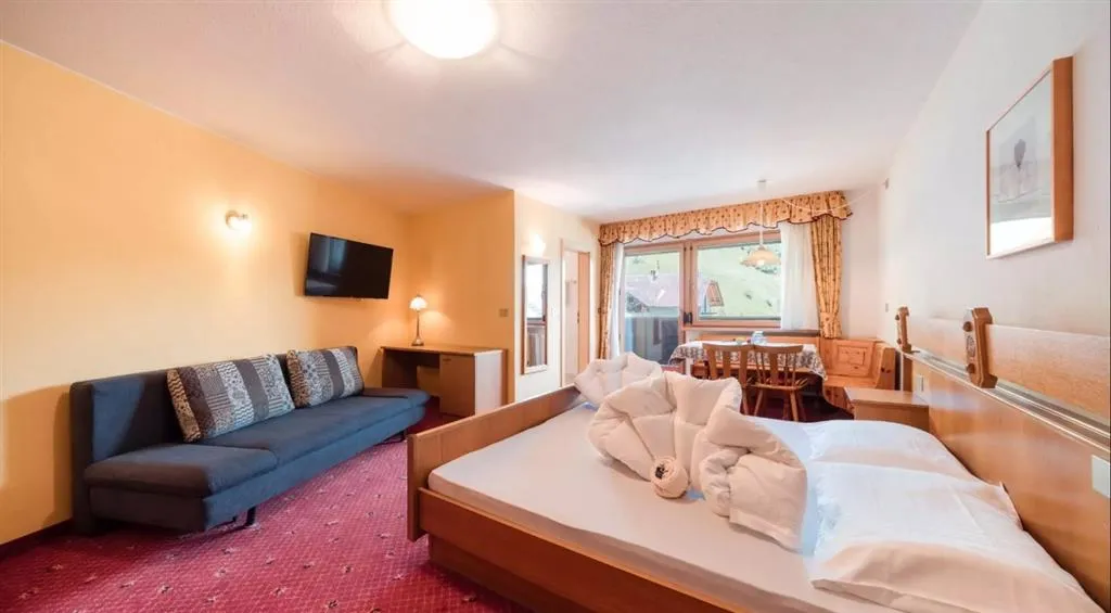5denní zájezd s dopravou a polopenzí v ceně – hotel Putia