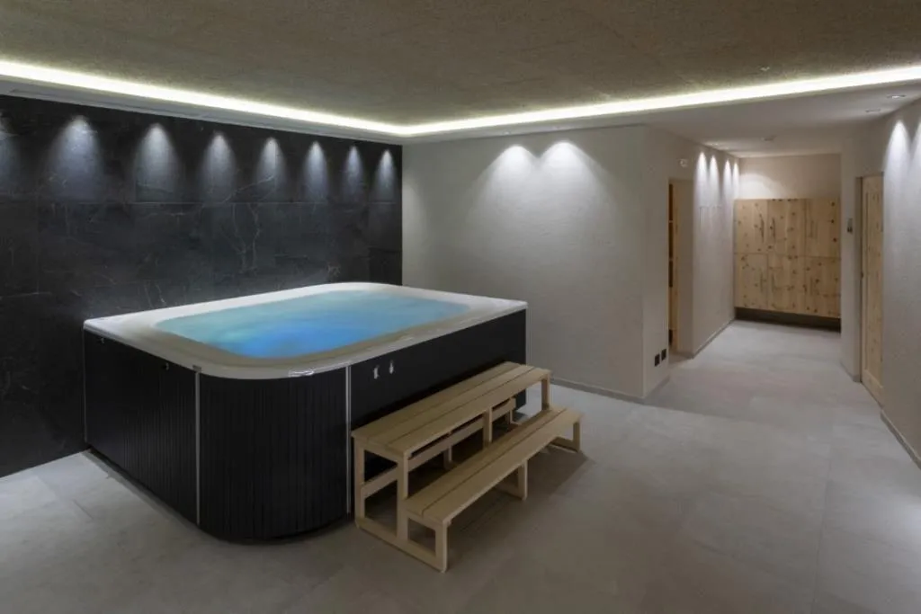 5denní zájezd s dopravou a polopenzí v ceně – hotel Putia
