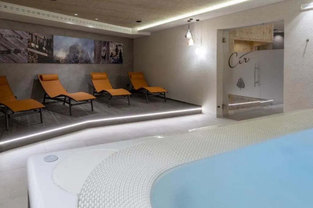 5denní zájezd s dopravou a polopenzí v ceně – hotel Putia