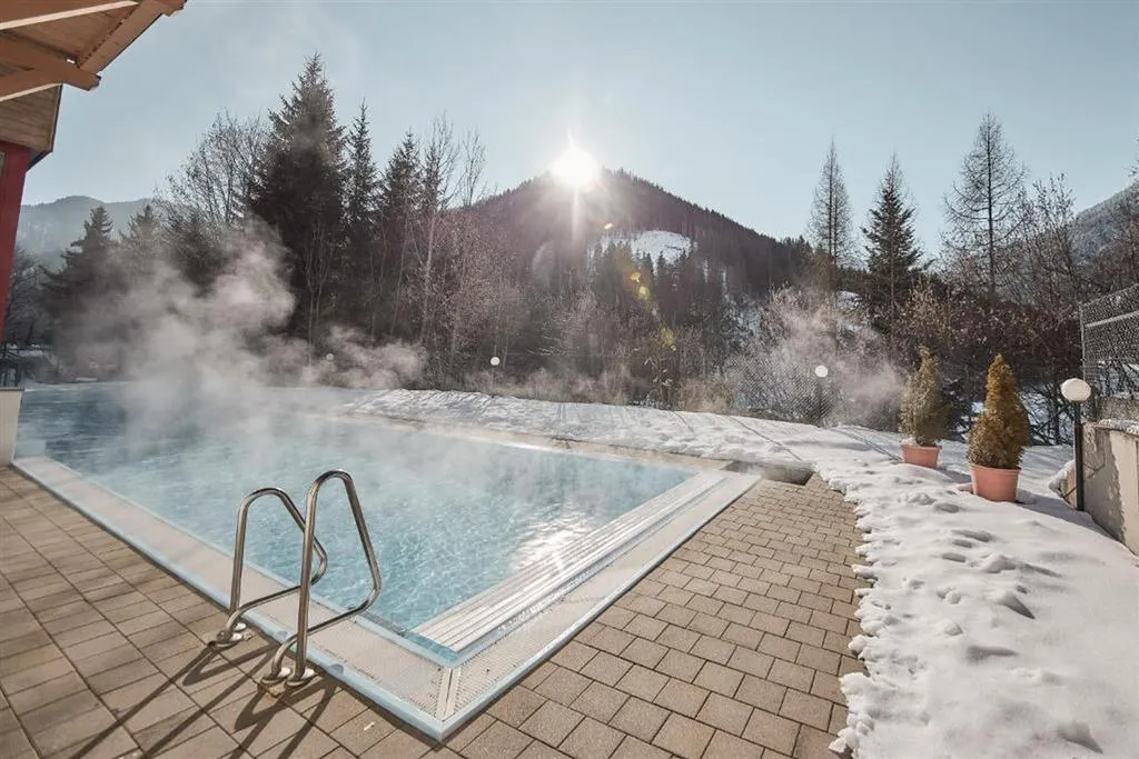 AlpenParks Apartment & Ferienresort Rehrenberg