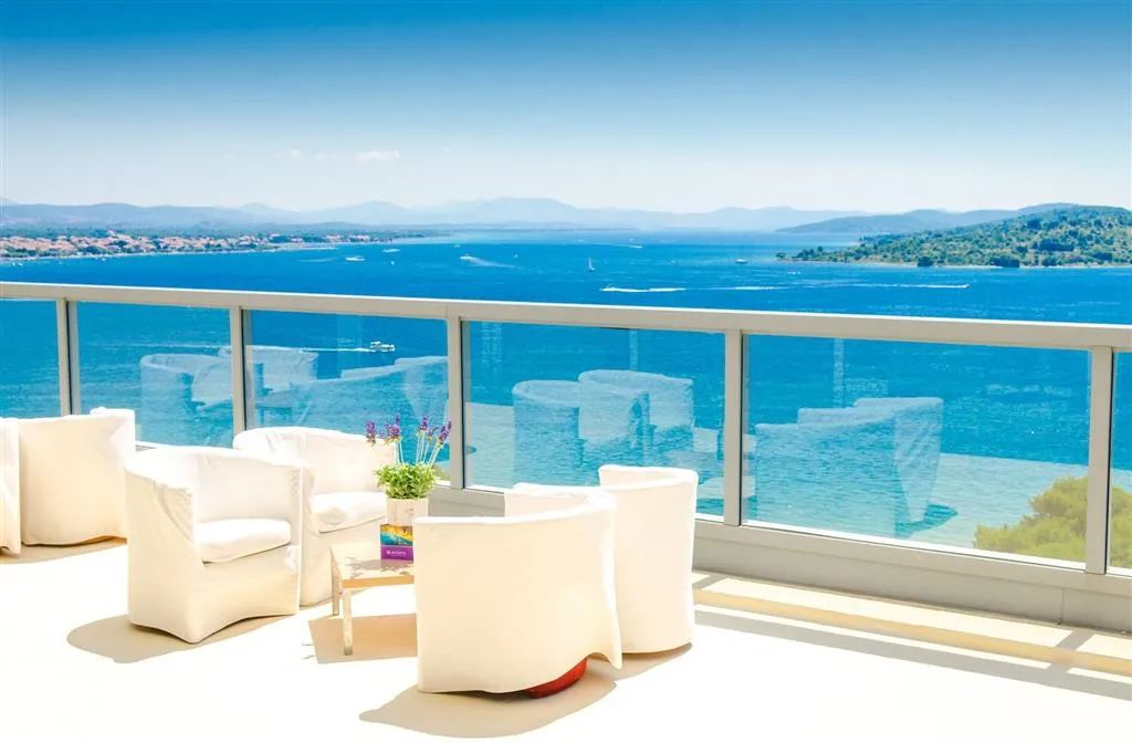 Hotel Punta 2027