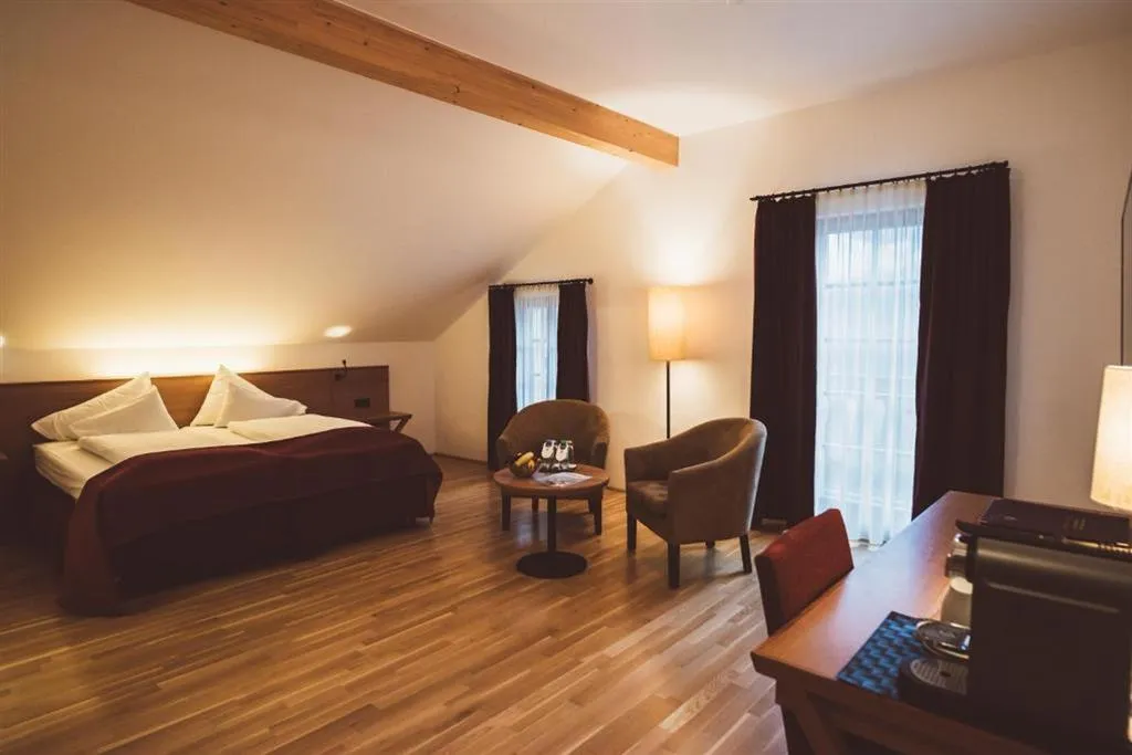 Hotel Heritage