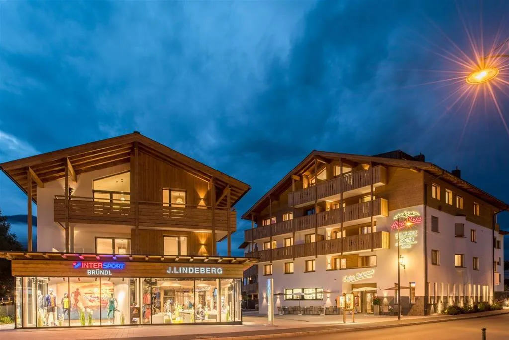 AlpenParks Hotel & Apartment Orgler