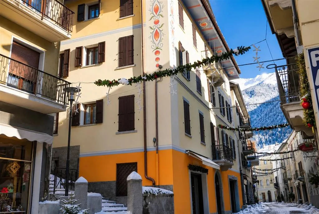 Residence Acero Rosso