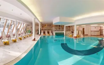 Gartenhotel Crystal