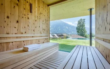 Gartenhotel Crystal