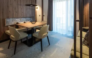 Residence Corones Suites
