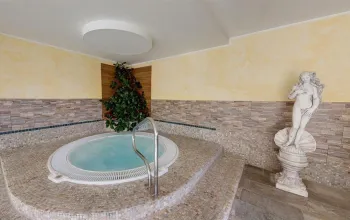 6denní zájezd (denní přejezd) s dopravou a polopenzí v ceně – hotel Alpenfrieden
