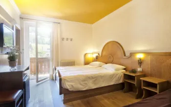 6denní zájezd (denní přejezd) s dopravou, polopenzí a skipasem v ceně – hotel Biancaneve