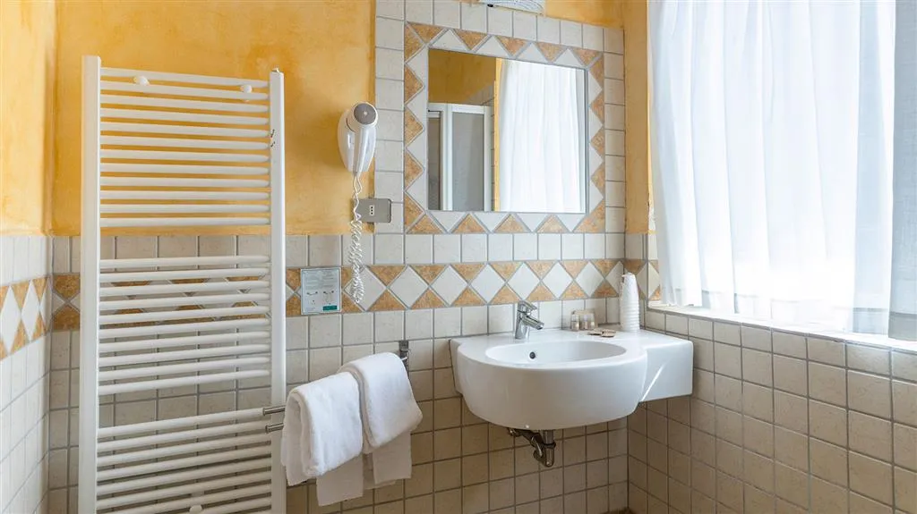 6denní zájezd (denní přejezd) s dopravou, polopenzí a skipasem v ceně – hotel Biancaneve