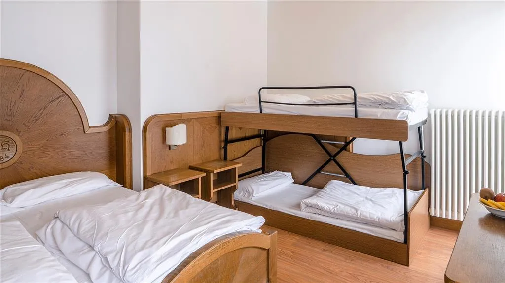 6denní zájezd (denní přejezd) s dopravou, polopenzí a skipasem v ceně – hotel Biancaneve