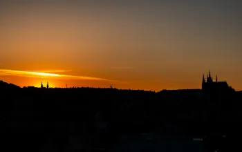 Tři chody, výrazné chutě a atmosféra Sky Baru nad Prahou