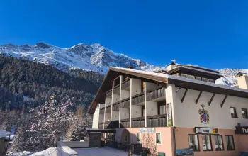 5denní zájezd s dopravou, polopenzí a skipasem v ceně – hotel Alpina Mountain Resort