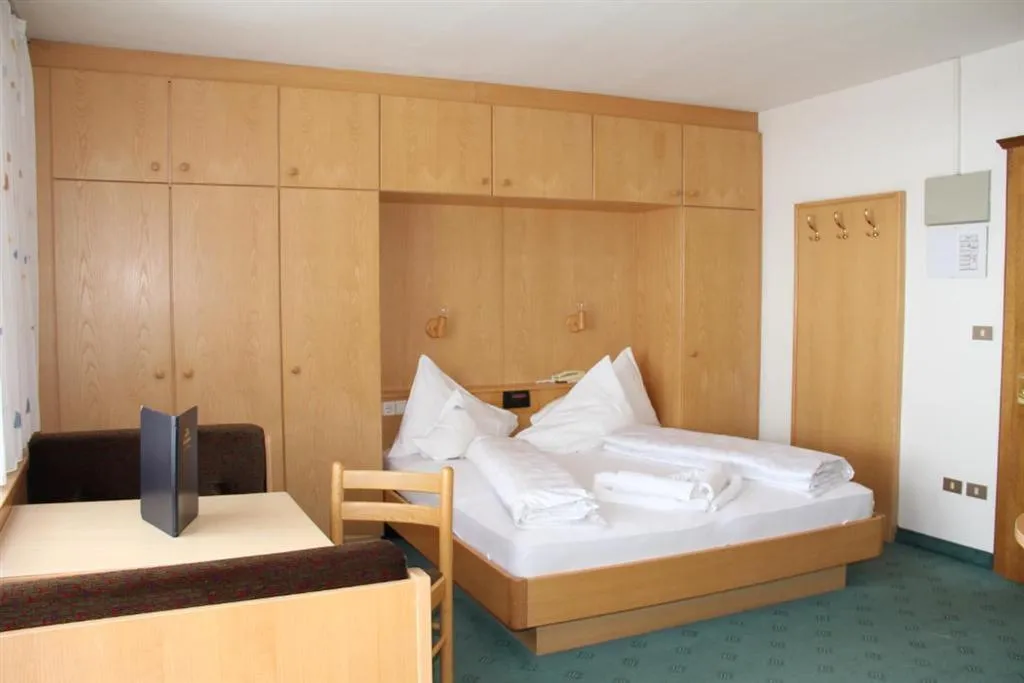 5denní zájezd (denní přejezd) s dopravou, polopenzí a skipasem v ceně – hotel Alpina Mountain Resort