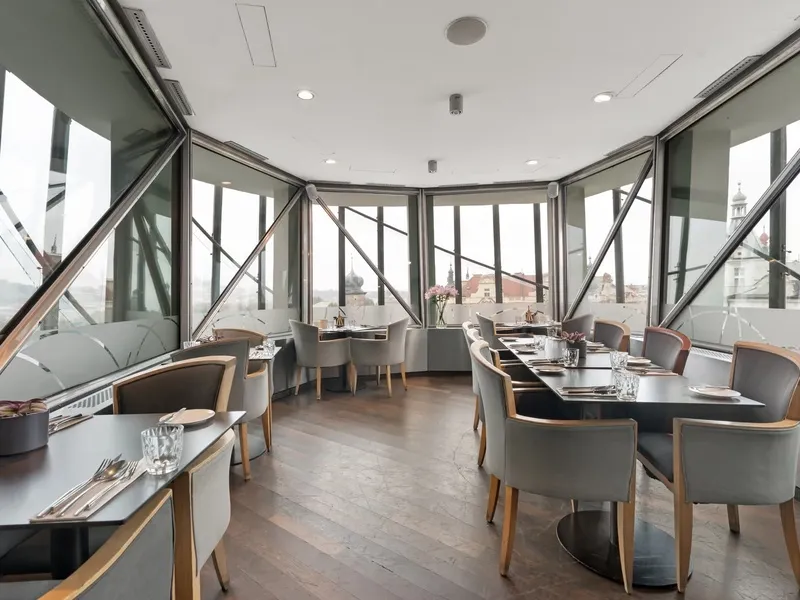 Degustační menu s vinným párováním pro 2, Praha