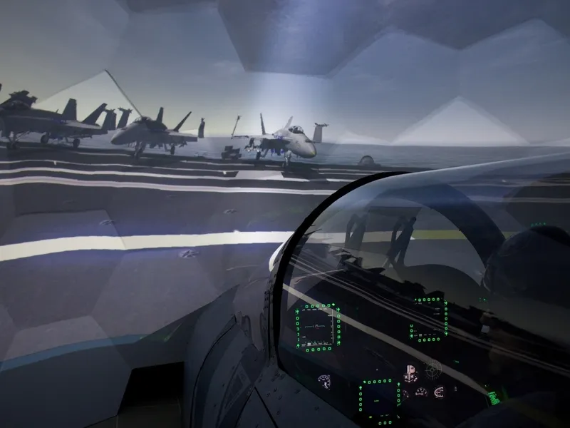 Letecký simulátor stíhačky F/A-18 Hornet