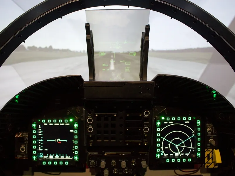 Letecký simulátor stíhačky F/A-18 Hornet