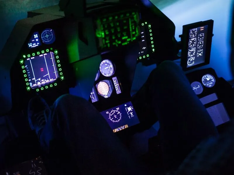 Letecký simulátor stíhačky F16