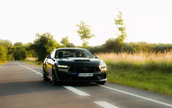 Jízda ve Ford Mustang Dark Horse 5.0 V8