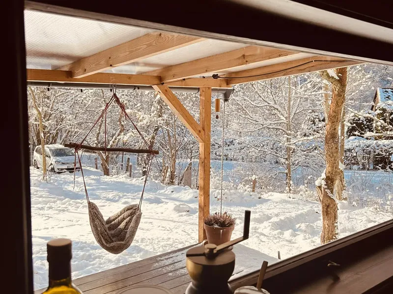 Tiny house mezi stromy v Jizerských horách