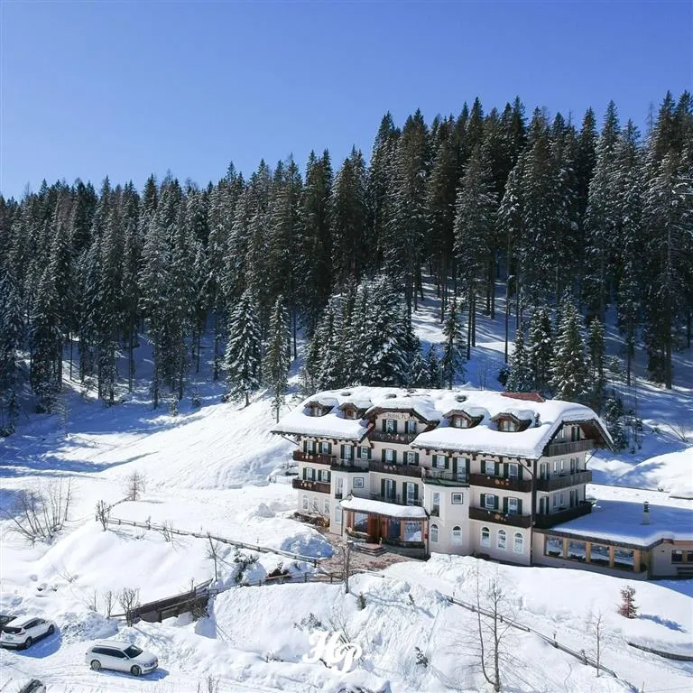 5denní zájezd s dopravou, polopenzí a skipasem v ceně – hotel Plank