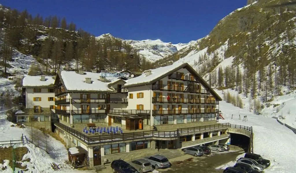 Hotel La Trinitè Monboso