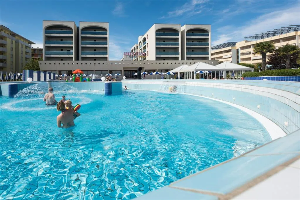 Aparthotel Imperial 2027