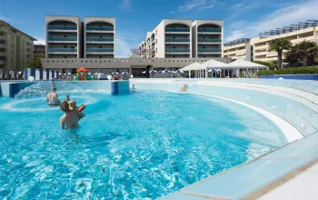 Aparthotel Imperial 2027