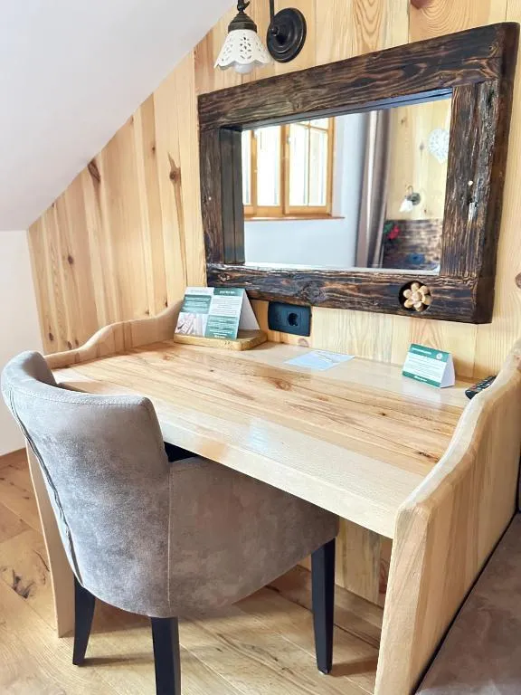 Hotel Ribno - lyžařský balíček s denním přejezdem, wellness a polopenzí v ceně