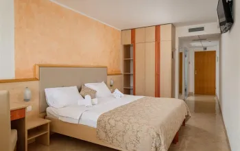 Hotel Hedera 2027
