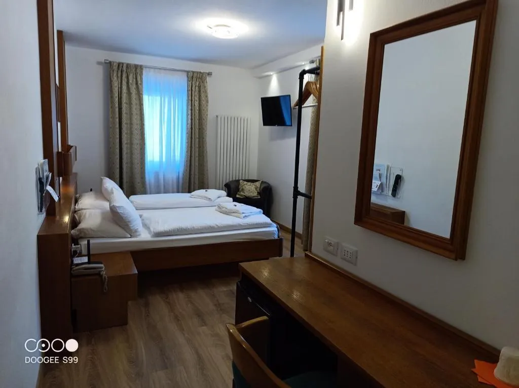 5denní zájezd s dopravou, polopenzí a skipasem v ceně – hotel Arnica