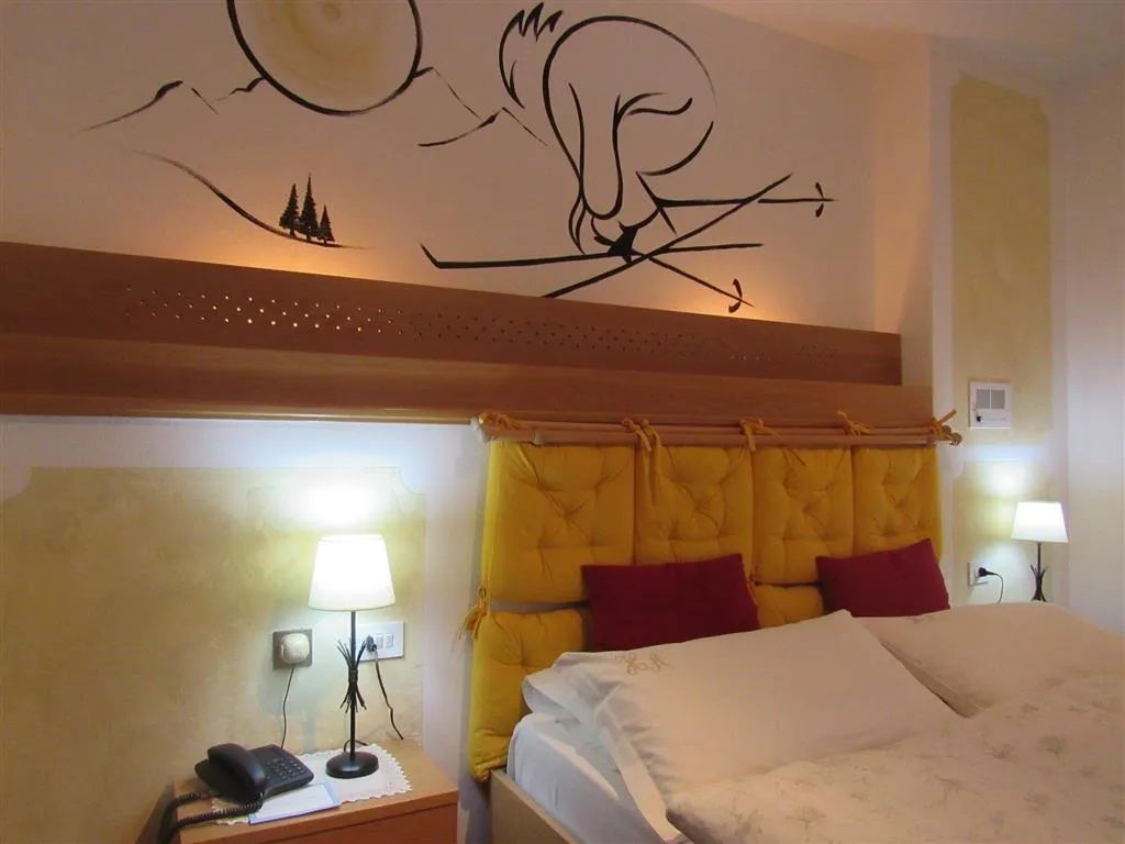 5denní zájezd s dopravou, polopenzí a skipasem v ceně – hotel Arnica