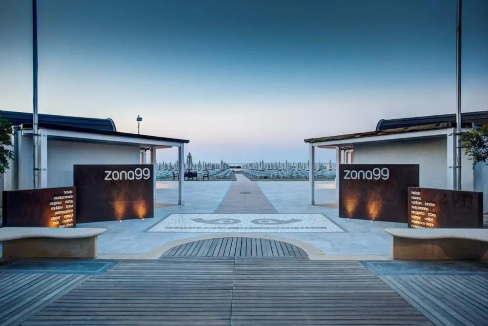 Hotel Mediterraneo (Cattolica)