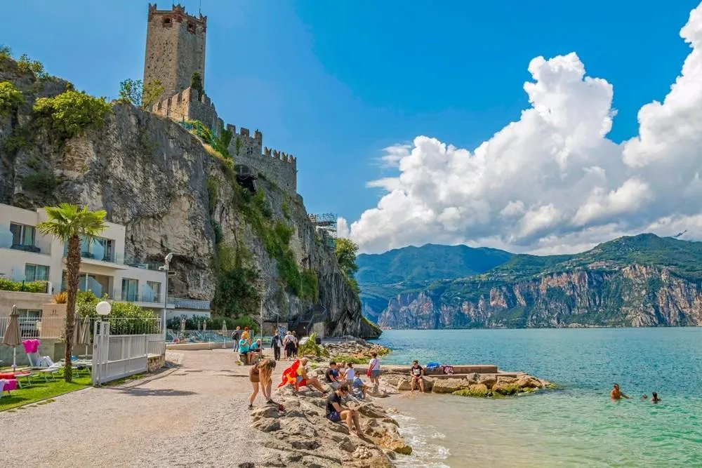 Jednodenní výlet k jezeru Lago di Garda s koupáním