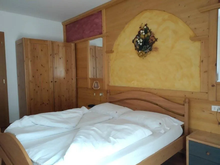 6denní zájezd (denní přejezd) s dopravou, polopenzí a skipasem v ceně – hotel Dal Bon