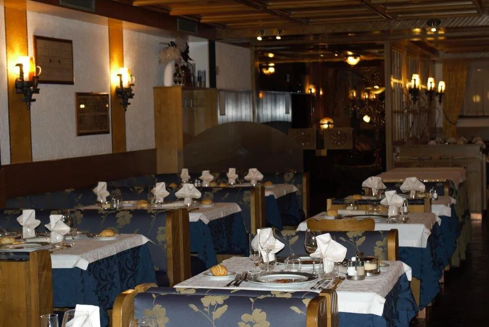 6denní zájezd (denní přejezd) s dopravou, polopenzí a skipasem v ceně – hotel Dal Bon