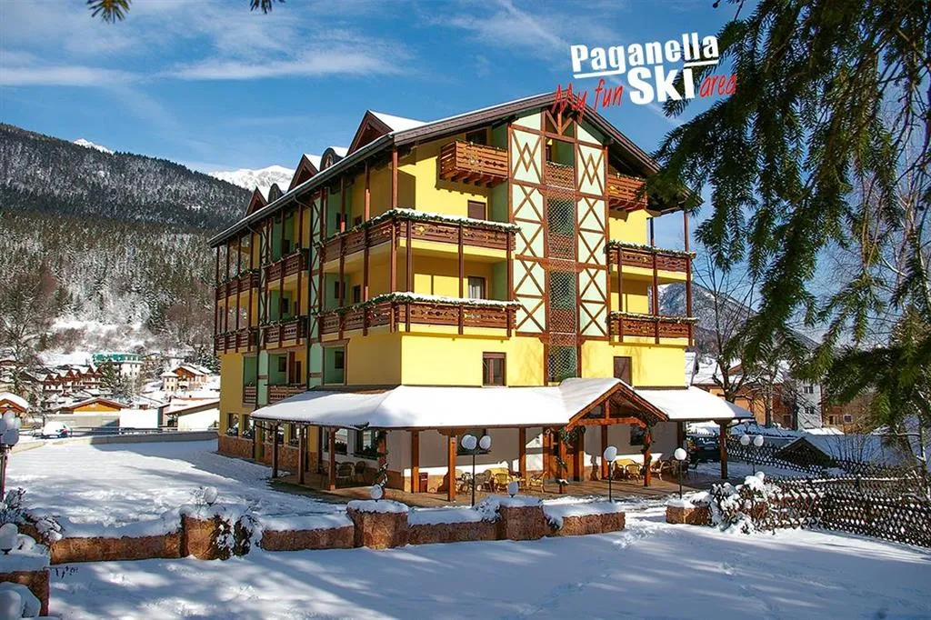 5denní zájezd s dopravou, polopenzí a skipasem v ceně – hotel Dal Bon