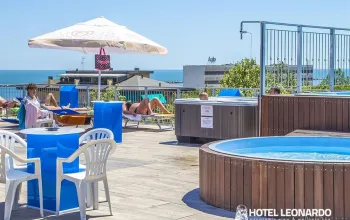 Hotel Leonardo