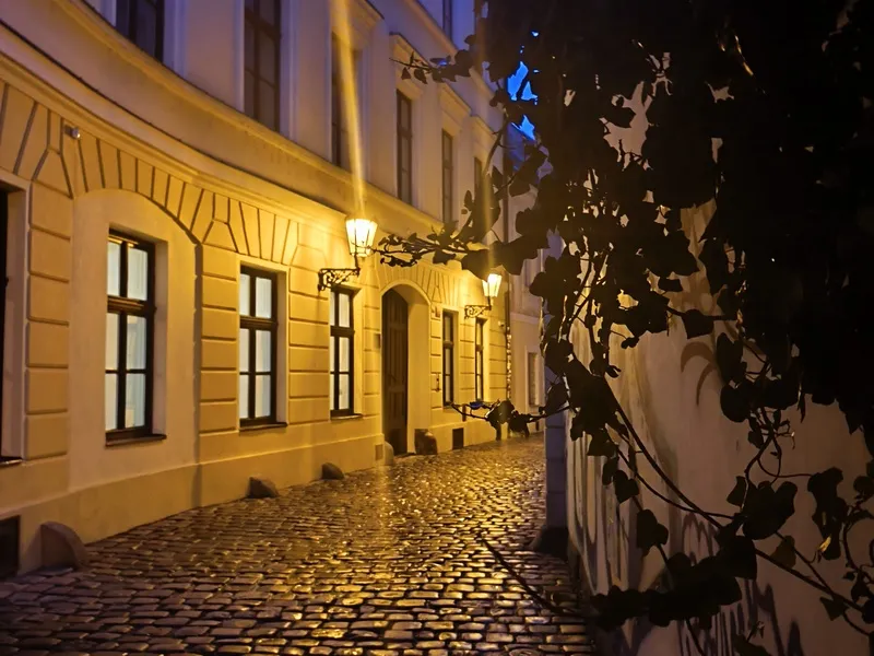 Staňte se tajnými agenty a zachraňte odboj v srdci Prahy