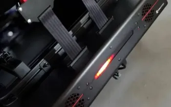 Profesionální závodní simulátor plný adrenalinu
