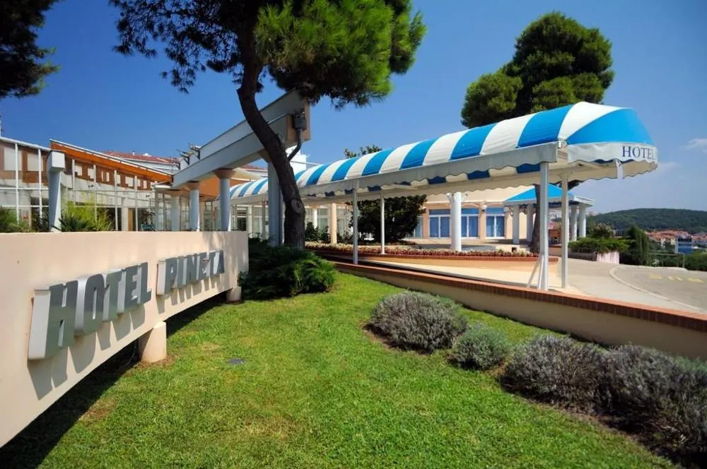 Hotel Pineta 2027