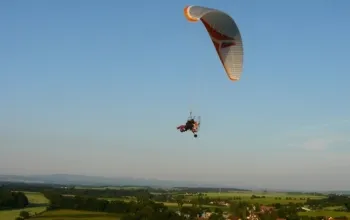 Motorový paragliding