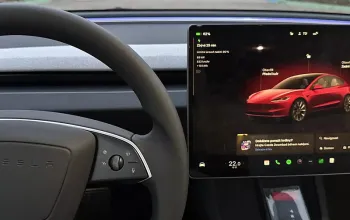 Jízda v elektromobilu Tesla Model 3 Performance Highland 24